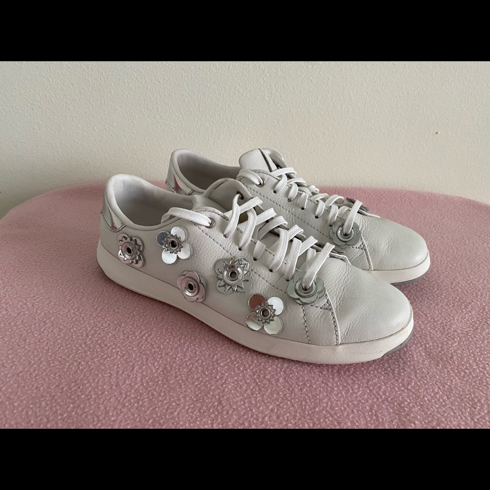 Cole Haan Grandpro women sneakers size 8B pre own